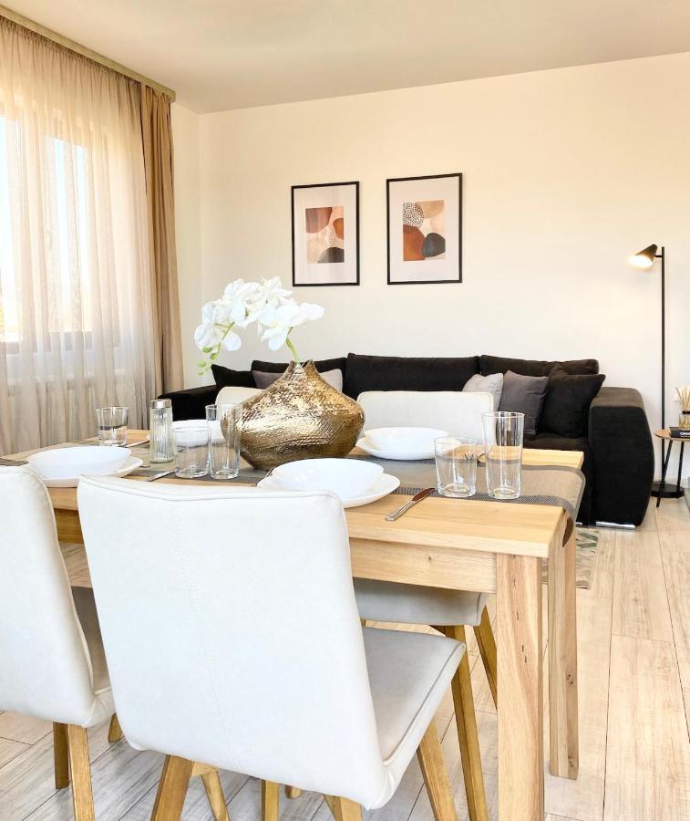 Central Apartment For 4 Guests Next To State Opera Stara Zagora Buitenkant foto