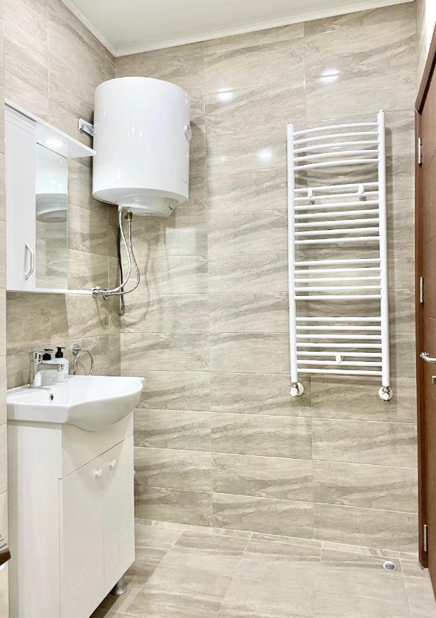 Central Apartment For 4 Guests Next To State Opera Stara Zagora Buitenkant foto