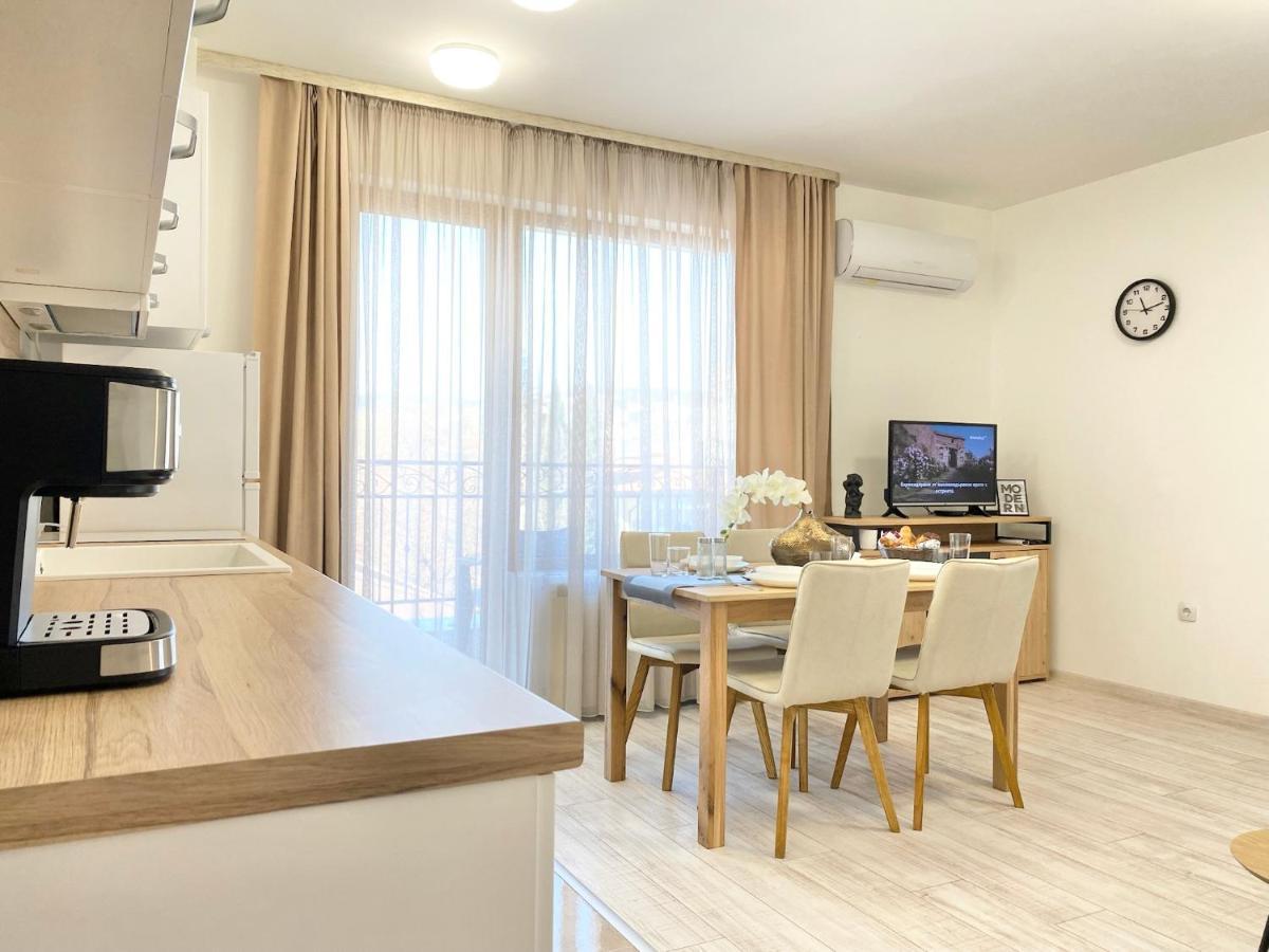 Central Apartment For 4 Guests Next To State Opera Stara Zagora Buitenkant foto