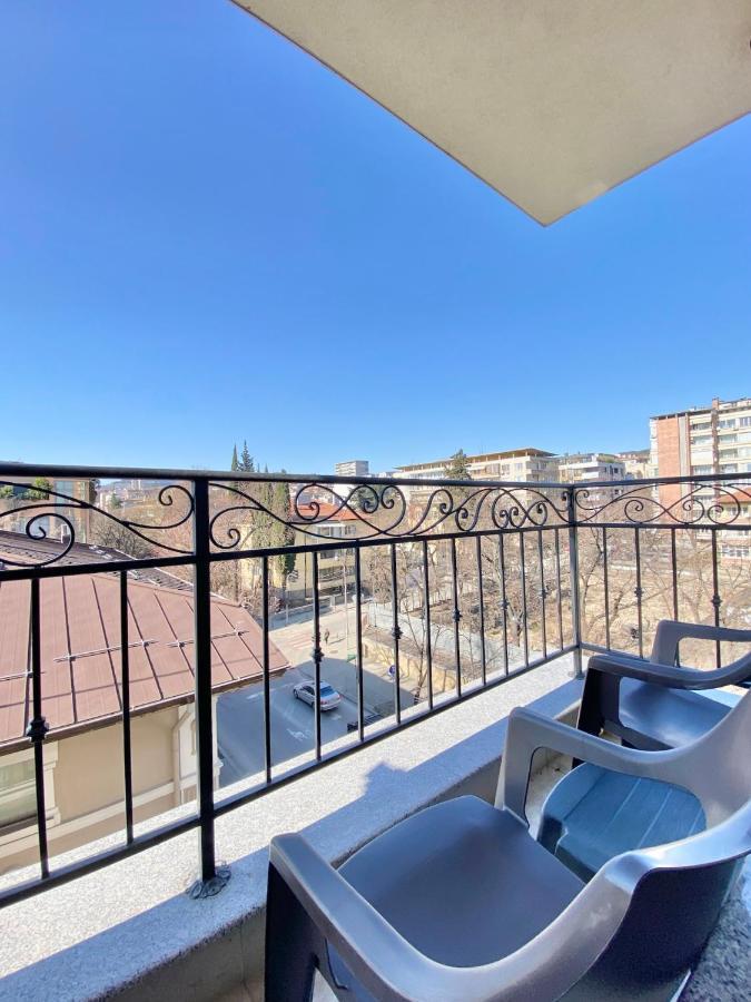 Central Apartment For 4 Guests Next To State Opera Stara Zagora Buitenkant foto